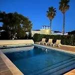 Elegant Old Town Camilla 6 Bedrooms Pool Table Villa *