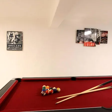 Villa Elegant Old Town Camilla 6 Bedrooms Pool Table Vilamoura