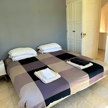 Elegant Old Town Rosa 6 Bedrooms Pool Table * Vilamoura
