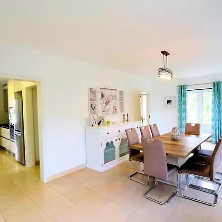 Elegant Old Town Rosa 6 Bedrooms Pool Table Vilamoura