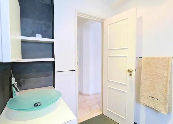 Elegant Old Town Camilla 6 Bedrooms Pool Table וילה