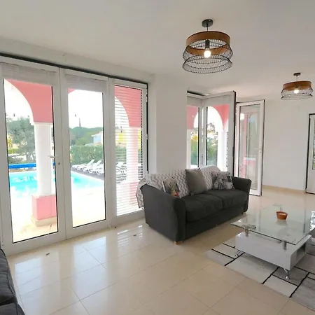 Elegant Old Town Camilla 6 Bedrooms Pool Table * Vilamoura